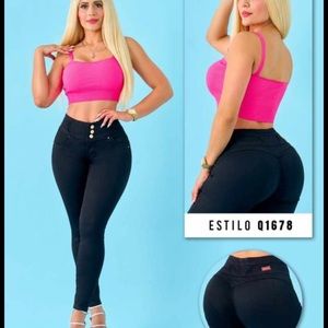 Colombian butt lifter effect jean